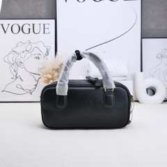 Túi Xách Miumiu Bản Hàn Da Bê 22cm Màu Đen