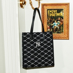 Túi Xách MLB Monogram Tote Bag NY 3AORM012N-50BKS Màu Đen