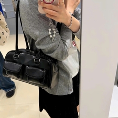 Túi Xách Stand Oil Chubby Bag Màu Đen