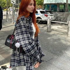 Túi Xách Stand Oil Chubby Bag Màu Đen