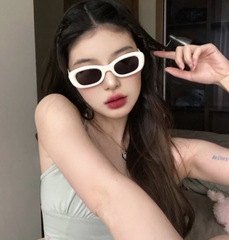 Kính Gentle Monster Tambu W1 Màu Đen Viền Trắng