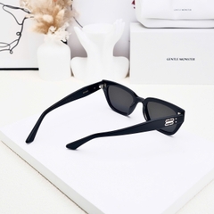 Kính Mát Gentle Monster Nada 01 Màu Đen