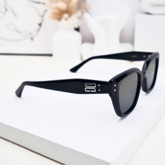 Kính Mát Gentle Monster Nada 01 Màu Đen