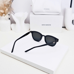 Kính Mát Gentle Monster Jude 01 Màu Đen