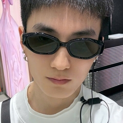 Kính Mát Gentle Monster Miro 01 Màu Đen