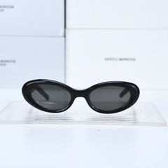 Kính Mát Gentle Monster x Bold Cuff 01 Màu Đen