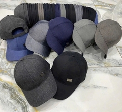 13.7 Mũ lưỡii trai đính logo