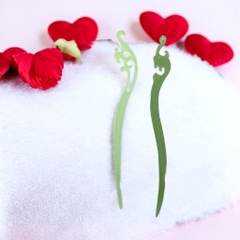 14.17 Trâm cài tóc nhựa 18cm