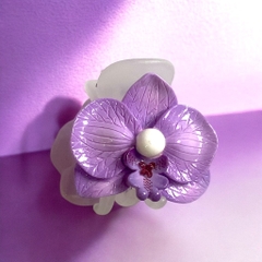 15.2 Kẹp tóc hoa lan (chất liệu: kẹp nhựa, hoa sứ)