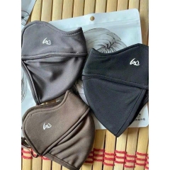 15.2 Khẩu trang chống nắng vải
