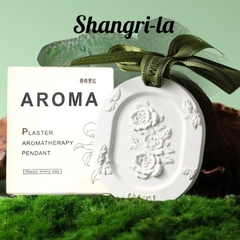 16.5 Sáp thơm dạng thạch cao treo tủ, xe hình hoa AROMA