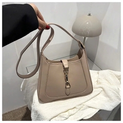 19.14 Túi xách tay, đeo vai thời trang mới 2025 24,5*20,5*5,5cm