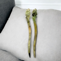 14.21 Trâm cài tóc nhựa họa tiết vân sa.ng trọng 18cm