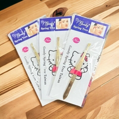 Nhíp nhổ chân mày Kitty