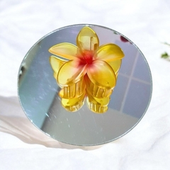 Kẹp hoa sứ nhựa nhám 8cm