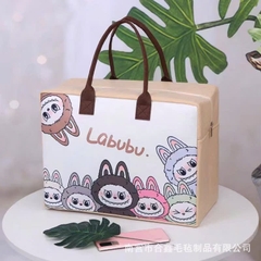 Túi nỉ du lịch họa tiết Labubu 38*27*18cm