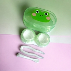 17.4 Hộp đựng lens trong suốt kèm dụng cụ họa tiết hoạt hình