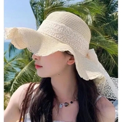 Mũ cói vành thắt nơ ren