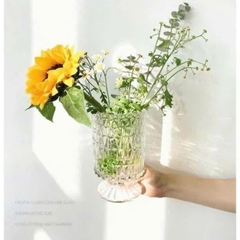 Bình/lọ hoa thuỷ tinh dạng ly