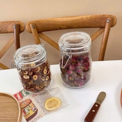 SKG2 Hũ thuỷ tinh tròn nắp cài 1000ml