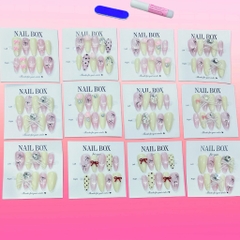 H03. Bộ 10 móng tay giả mắt mèo kèm keo và giũa móng (ngẫu nhiên)