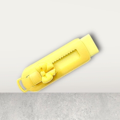 Bút tẩy có thể kéo đẩy gắn charm nơ