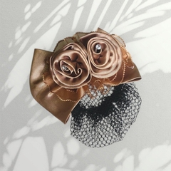 T8. Kẹp búi lưới nơ hoa