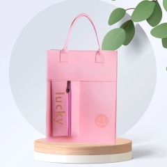 B7.3 Túi nỉ xách tay có ngăn khóa phụ lucky 33*25*9cm (k dây kéo)