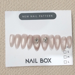 H03. Set 10 móng tay giả mắt mèo kèm keo và giũa móng