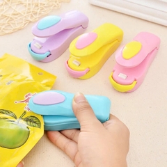 19.Máy hàn miệng túi nhựa mini tiện lợi dùng pin AA MJP-168