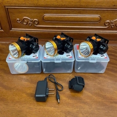 Đèn pin đội đầu màu đen vàng kim