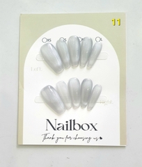 H03. Set 10 móng tay giả mắt mèo kèm keo và giũa móng