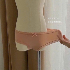 B7.5.Sét 3 quần chip nơ ren Freesize <65kg