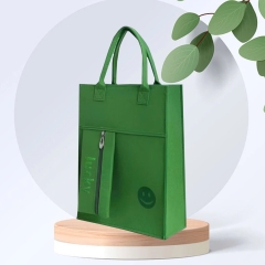 B7.3 Túi nỉ xách tay có ngăn khóa phụ lucky 33*25*9cm (k dây kéo)