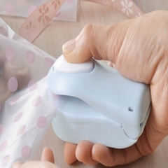 19.Dụng cụ hàn miệng túi mi ni cao cấp dùng 2 pin AA nhập từ Nhật Bản