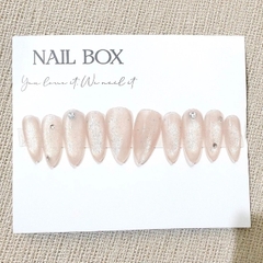 H03. Set 10 móng tay giả mắt mèo kèm keo và giũa móng