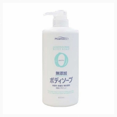 Sữa tắm chiết xuất thảo mộc tự nhiên Pharmaact Nhật Bản 600ml