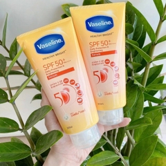 Tinh chất dưỡng thể Vaseline Healthy Bright Sun + Pollution Protection SPF 50+ PA++++70ml