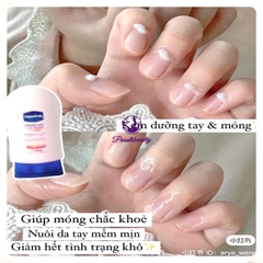 Kem Dưỡng Da Và Móng Tay Vaseline Intensive Care Heathy 85ml