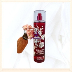 Xịt Thơm Toàn Thân Bath & Body Works Japanese Cherry Blossom 236ml