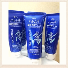 Sữa Rửa Mặt Ngừa Mụn Hatomugi The Medicated Facial Foam 130g