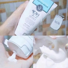 H Sữa Rửa Mặt Beauty Buffet Scentio Milk Plus Whitening Facial Foam