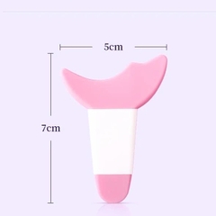 Dụng cụ kẻ mắt Silicone đa năng G