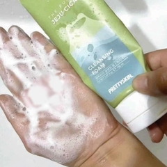 Sữa rửa mặt rau má Prettyskin The Pure Jeju Cica Cleansing Foam 150ml