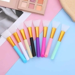 T9. Cọ Silicon Quét Mặt Nạ