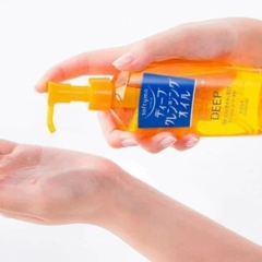 Dầu Tẩy Trang Kose Softymo Deep Cleansing Oil 230ml