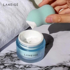 17.2 Mút Hồ Lô Trang Điểm Hình Con Thỏ Kèm Hộp Nhựa Tai Thỏ Dễ Thương