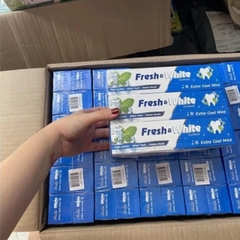 Kem đánh răng Fresh & White 160g