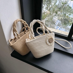 Túi Cói Quai Bện Đeo Chéo Màu Trắng Sữa
