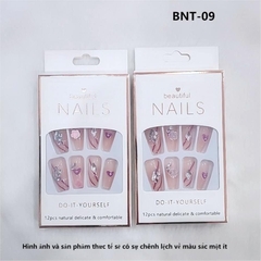 Bộ 12 móng tay giả đính hoa và đá Beautiful Nails LY-08 kèm keo dán